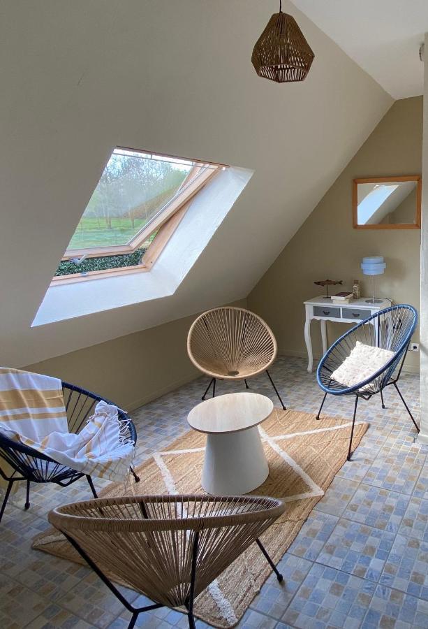 Isigny-le-BuatLa Pichonniere住宿加早餐旅馆 外观 照片